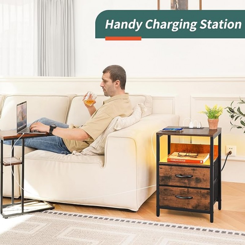 Mesita de noche Yoobure con estación de carga, mesita de noche LED con cajones de tela y estante de almacenamiento para dormitorio, mesitas de noche con puertos y tomas USB, mesitas de noche pequeñas, mesa auxiliar de cama
